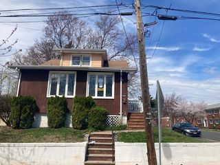 913 Eden Avenue, Highland Park, NJ 08904