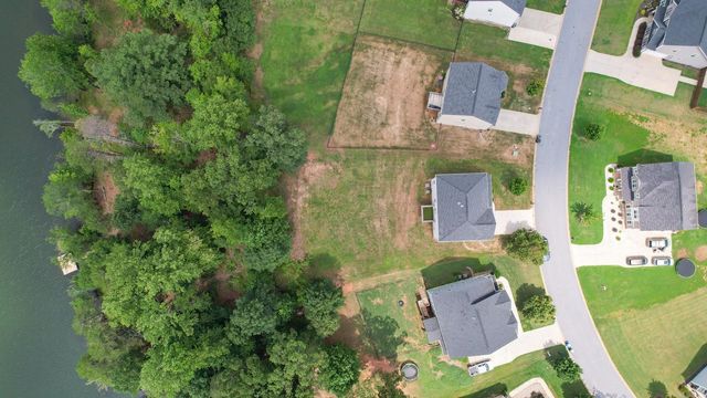 210 Rushing Waters Drive, Inman, SC 29349