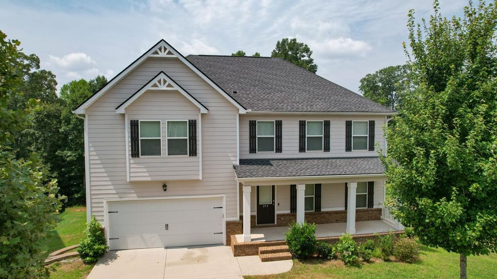 210 Rushing Waters Drive, Inman, SC 29349