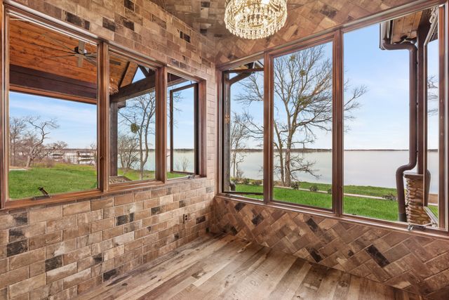 340 Emerald Lane, Corsicana, TX 75109
