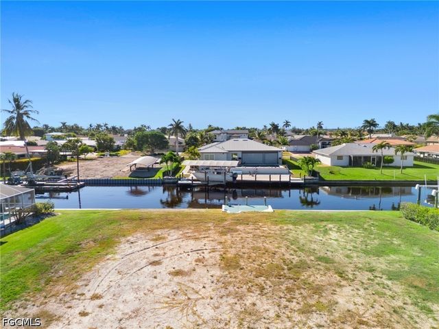 9821 Cypress Lake DR, Fort Myers, FL 33919