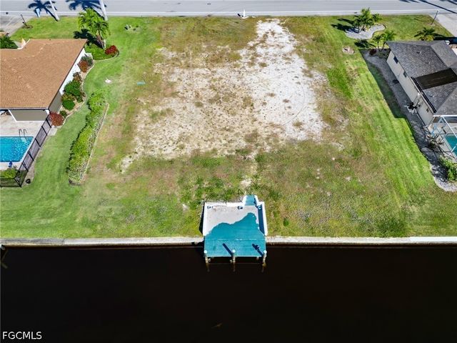 9821 Cypress Lake DR, Fort Myers, FL 33919