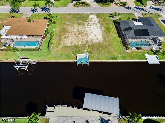 9821 Cypress Lake DR, Fort Myers, FL 33919