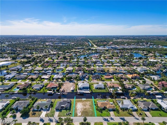 9821 Cypress Lake DR, Fort Myers, FL 33919