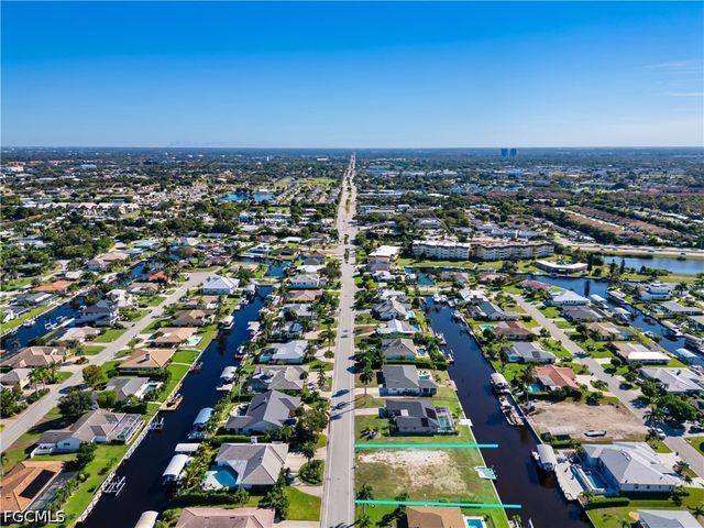 9821 Cypress Lake DR, Fort Myers, FL 33919