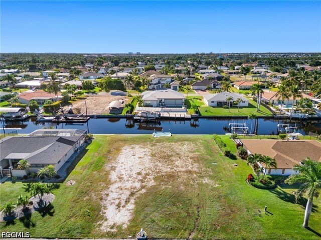 9821 Cypress Lake DR, Fort Myers, FL 33919