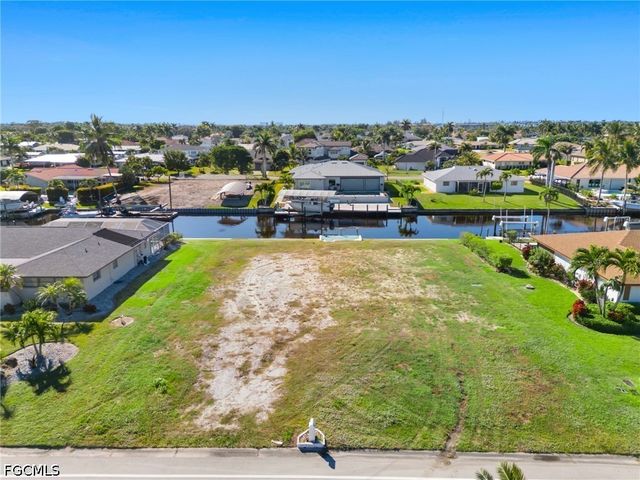 9821 Cypress Lake DR, Fort Myers, FL 33919