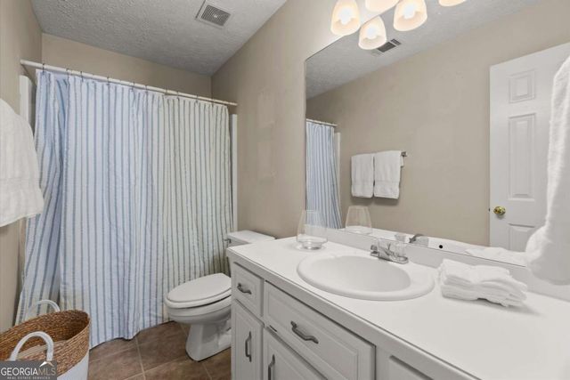303 Apache Drive, Canton, GA 30115