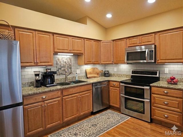 2877 Bromley Drive, O'fallon, MO 63368