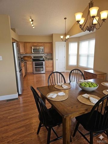 2877 Bromley Drive, O'fallon, MO 63368