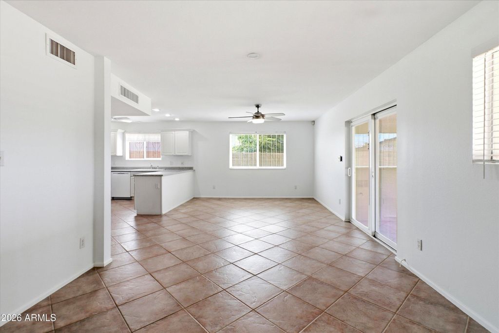 2318 W DAHLIA Drive, Phoenix, AZ 85029 — photo 4