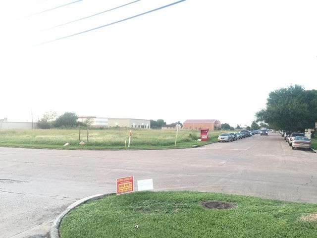 6603B Langham Drive, Houston, TX 77084