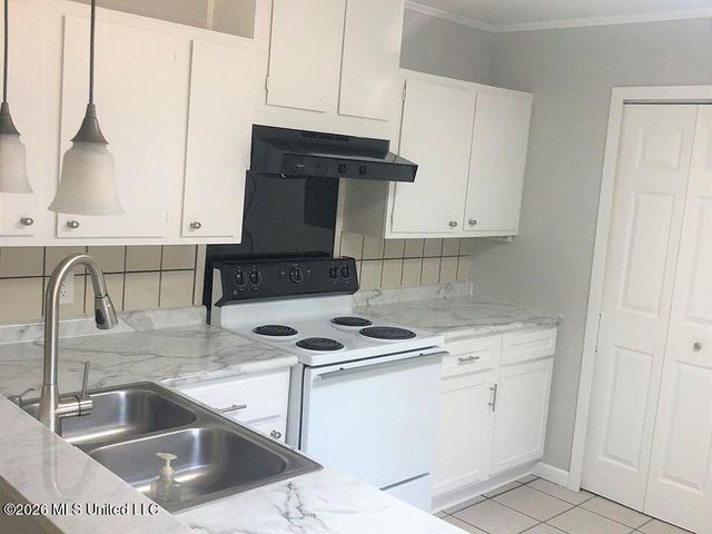2 Pecanwood Cove, Long Beach, MS 39560