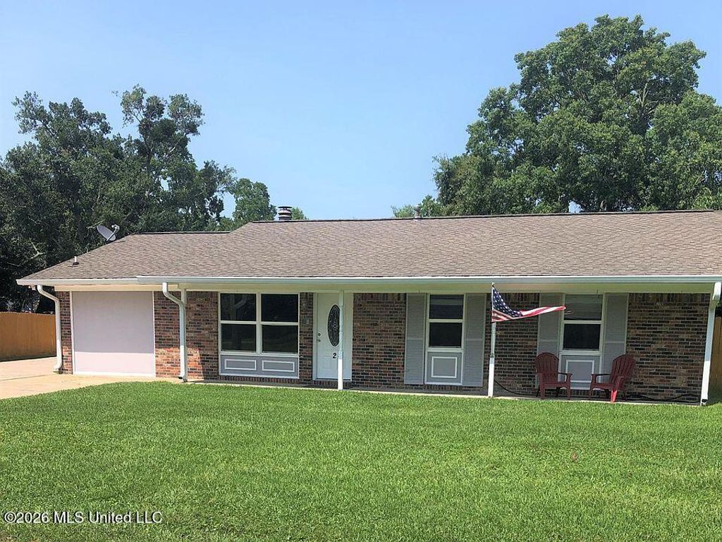 2 Pecanwood Cove, Long Beach, MS 39560