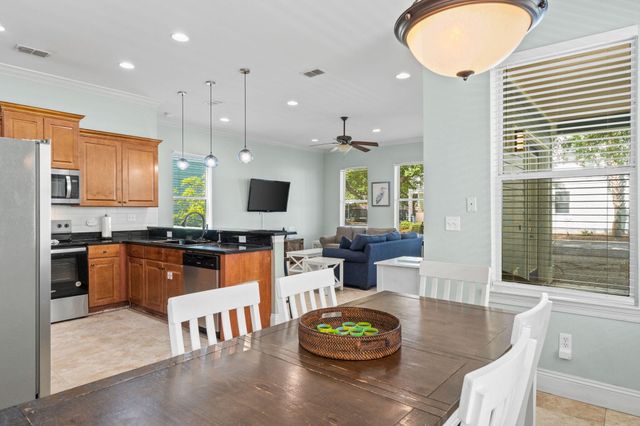 209 E Grand Key Loop, Destin, FL 32541