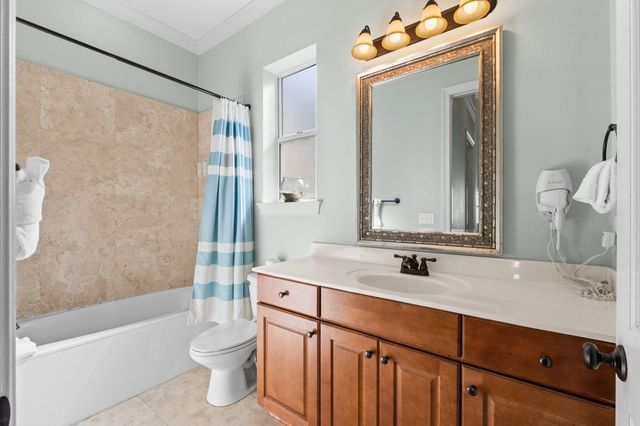 209 E Grand Key Loop, Destin, FL 32541