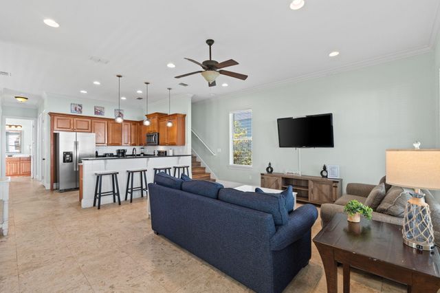 209 E Grand Key Loop, Destin, FL 32541