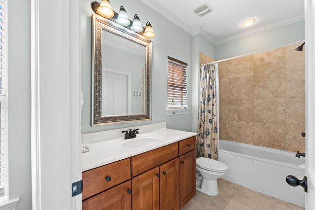 209 E Grand Key Loop, Destin, FL 32541