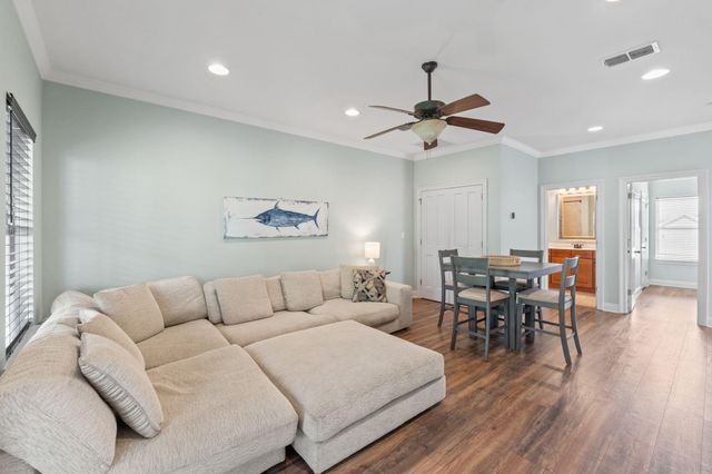 209 E Grand Key Loop, Destin, FL 32541