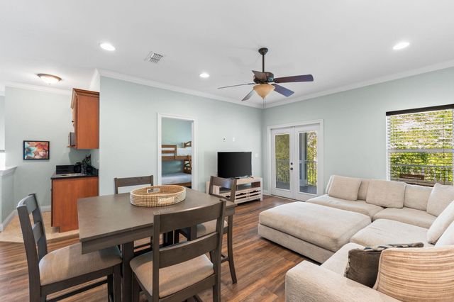 209 E Grand Key Loop, Destin, FL 32541