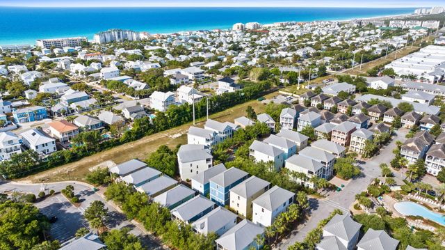 209 E Grand Key Loop, Destin, FL 32541