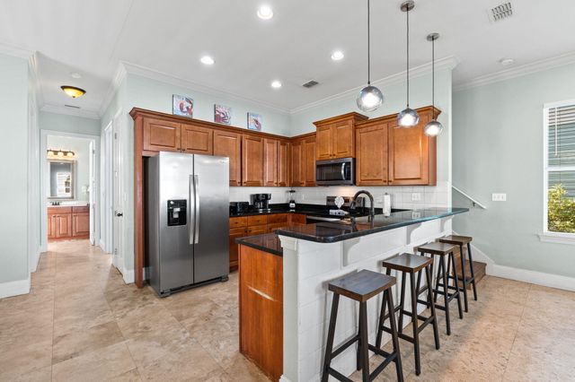 209 E Grand Key Loop, Destin, FL 32541