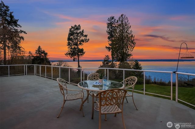 727 SW 199th Place, Normandy Park, WA 98166