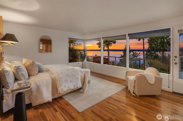 727 SW 199th Place, Normandy Park, WA 98166