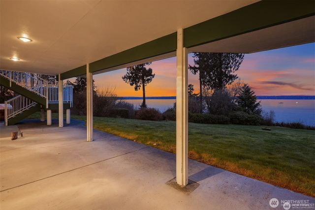 727 SW 199th Place, Normandy Park, WA 98166