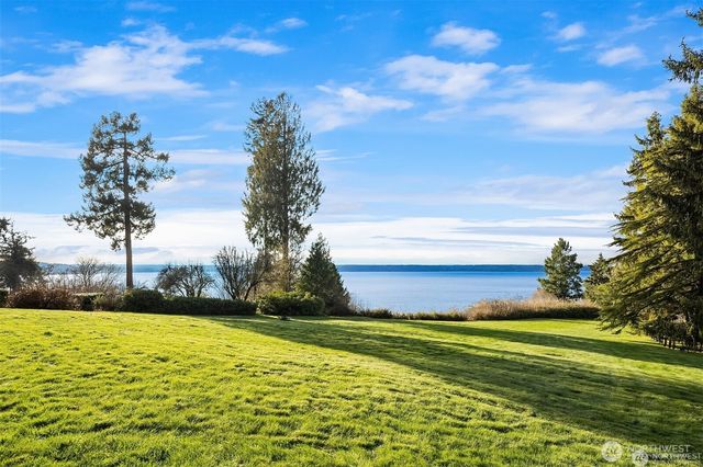 727 SW 199th Place, Normandy Park, WA 98166