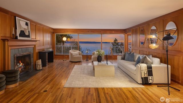 727 SW 199th Place, Normandy Park, WA 98166