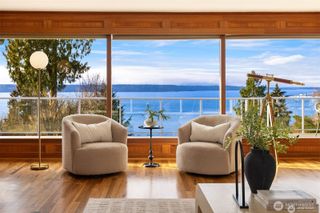 727 SW 199th Place, Normandy Park, WA 98166