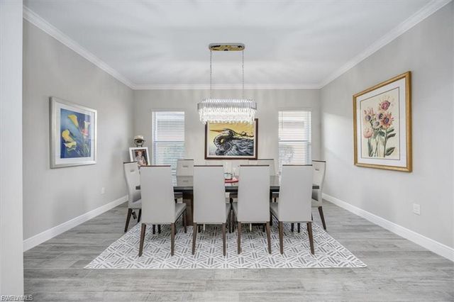 3845 Helmsman DR, Naples, FL 34120