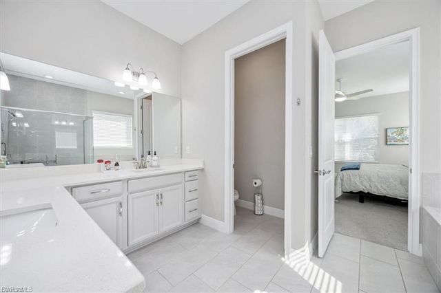 3845 Helmsman DR, Naples, FL 34120