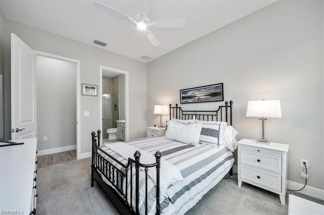 3845 Helmsman DR, Naples, FL 34120