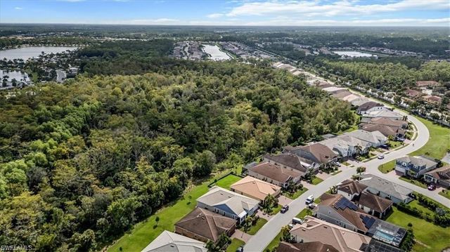 3845 Helmsman DR, Naples, FL 34120