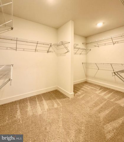 1530 SANDPIPER BAY LOOP, Dumfries, VA 22026