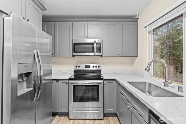 22127 N Clear Lake Boulevard SE, Yelm, WA 98597