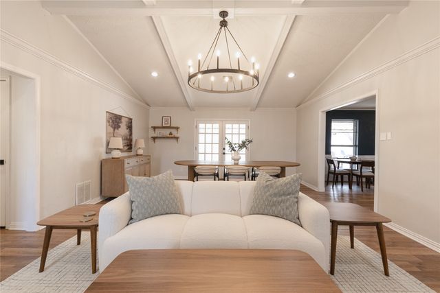 540 Topeka Drive, Woodway, TX 76712