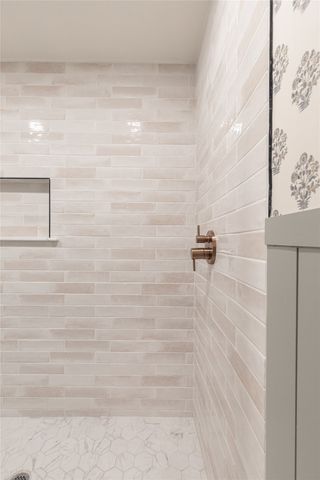 540 Topeka Drive, Woodway, TX 76712