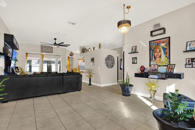 9656 FOX HEARST ROAD, Tampa, FL 33647