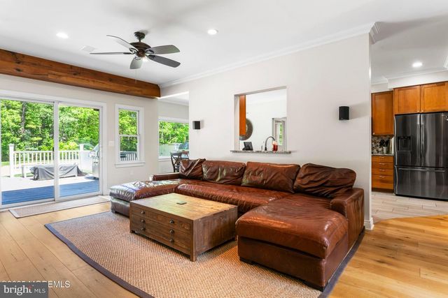 274 BEACHVIEW AVE, Manahawkin, NJ 08050