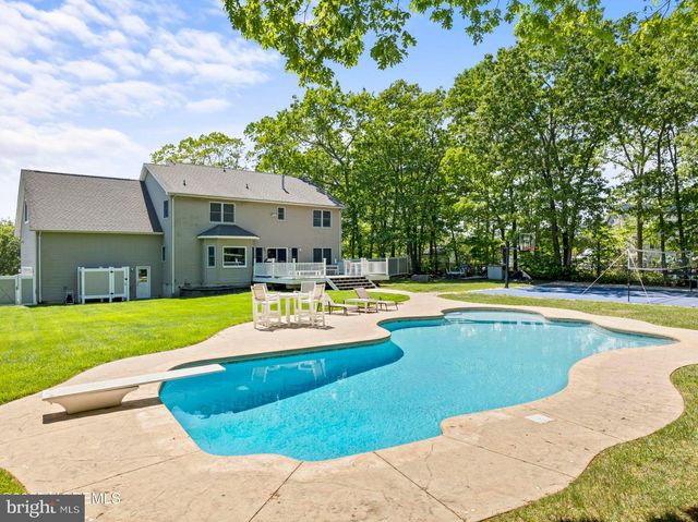 274 BEACHVIEW AVE, Manahawkin, NJ 08050