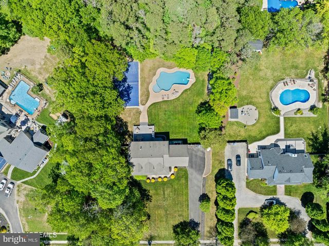 274 BEACHVIEW AVE, Manahawkin, NJ 08050