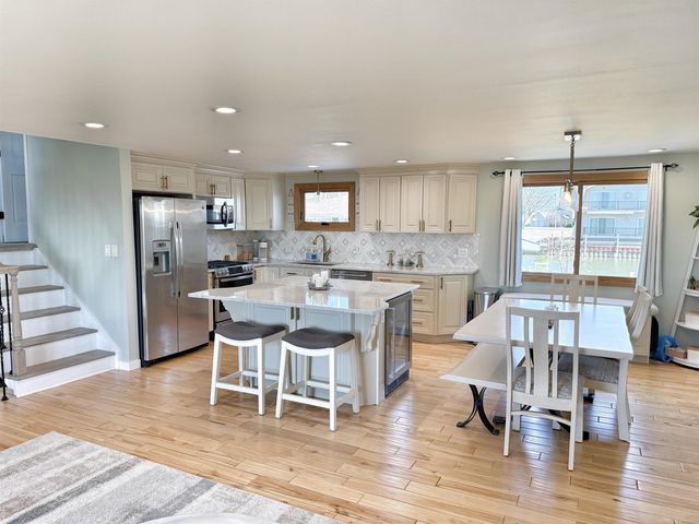 39228 Venetian Drive, Harrison Twp, MI 48045