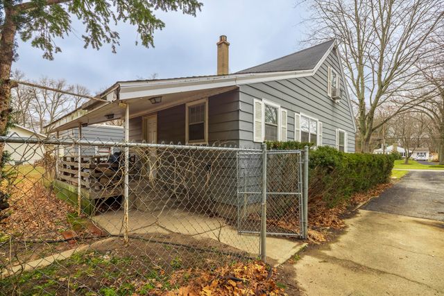 310 Edgemoor Drive, Trail Creek, IN 46360