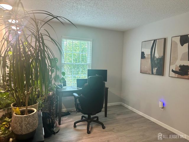 41 Brighton Way, North Brunswick, NJ 08902