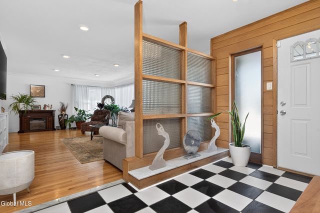 333 S Manning Boulevard, Albany, NY 12208