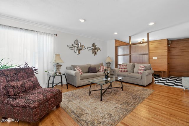 333 S Manning Boulevard, Albany, NY 12208