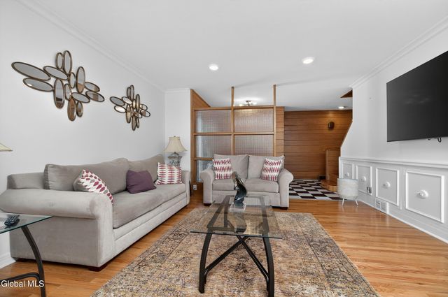 333 S Manning Boulevard, Albany, NY 12208